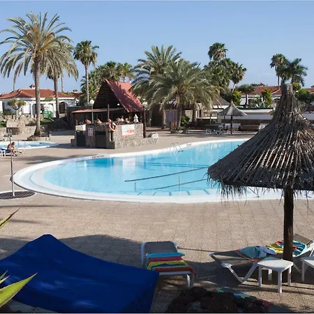 Lyra Is A New Experience, Beauty And Silence * Πλάγια ντελ Ινγκλές