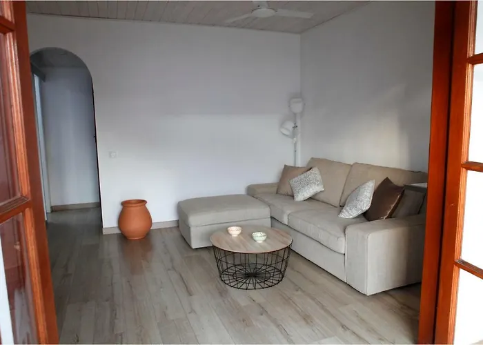 Lyra Is A New Experience, Beauty And Silence Apartment *