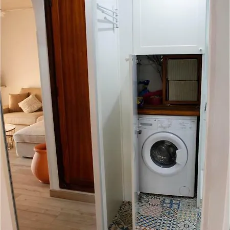 Lyra Is A New Experience, Beauty And Silence