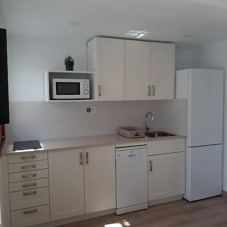 Lyra Is A New Experience, Beauty And Silence *