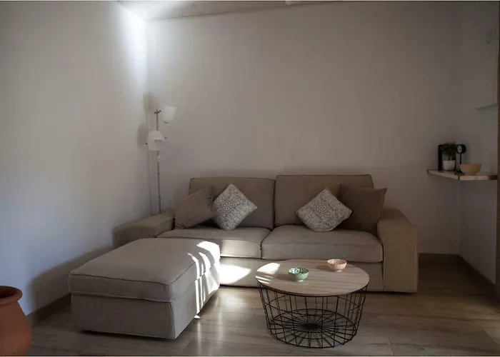 Lyra Is A New Experience, Beauty And Silence Apartament *