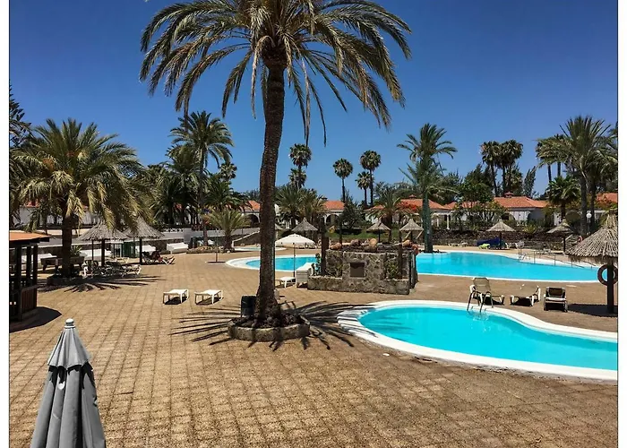 Lyra Is A New Experience, Beauty And Silence Playa del Inglés